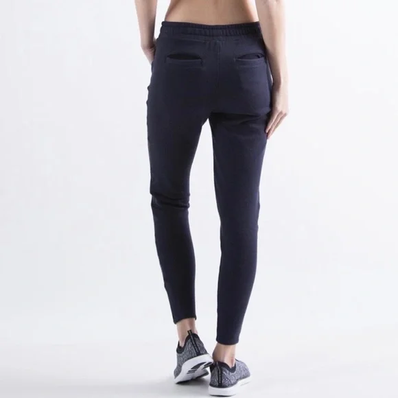 APL Perfect Jogger in grey. Size XS. 100% Japanese cotton terry. - Picture 4 of 9